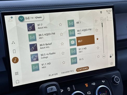 New 2026 Land Rover Defender 110 X-Dynamic SE image 19