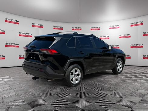 Certified 2019 Toyota RAV4 XLE FWD image 3