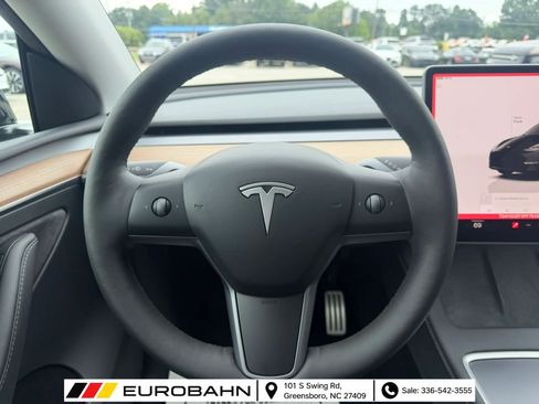 Used 2023 Tesla Model Y Performance AWD/4WD image 11