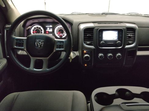 Used 2021 RAM 1500 Classic SLT image 22