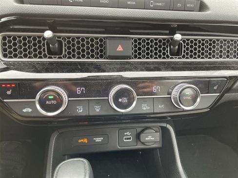 Used 2024 Honda Civic EX-L image 19
