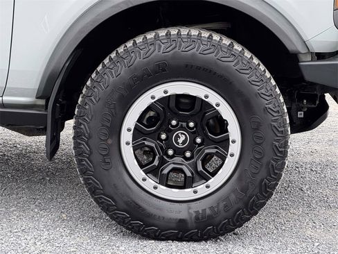 Used 2022 Ford Bronco Badlands w/ Sasquatch Package image 10