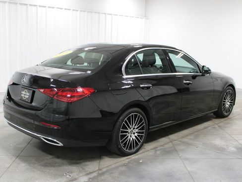 Used 2025 Mercedes-Benz C 300 Sedan image 9