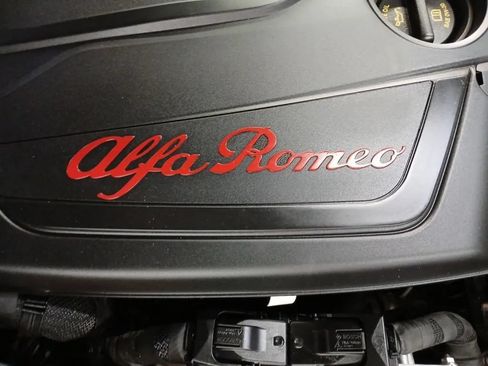 Used 2019 Alfa Romeo Giulia Ti Sport w/ Quick Order Package 22U Sport RWD image 26
