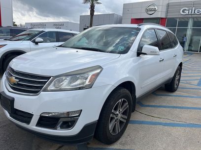 Used 2017 Chevrolet Traverse LT