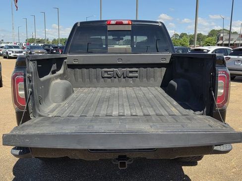 Used 2017 GMC Sierra 1500 SLT AWD/4WD image 21