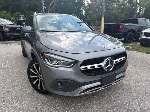 Used 2021 Mercedes-Benz GLA 250 4MATIC w/ Premium Package image 5