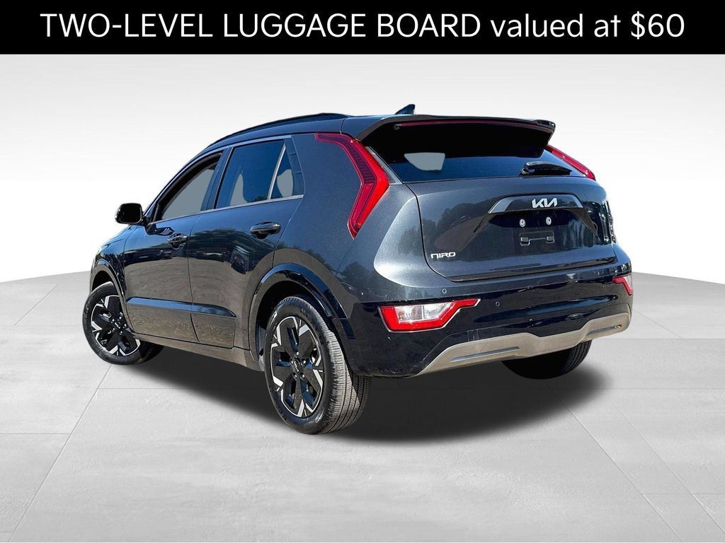 Certified 2023 Kia Niro Wind w/ Wind Preserve Package FWD image 6