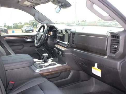 New 2026 Chevrolet Silverado 1500 RST w/ Convenience Package II AWD/4WD image 28
