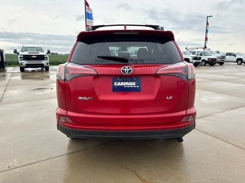 Used 2017 Toyota RAV4 LE w/ Carpet Mat Package FWD image 5