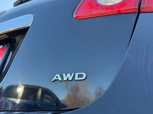 Used 2015 Nissan Rogue S w/ Convenience Package AWD/4WD image 34