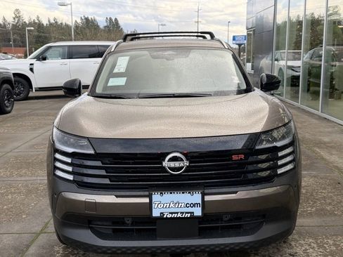 New 2026 Nissan Kicks SR w/ Cold Weather Package image 3