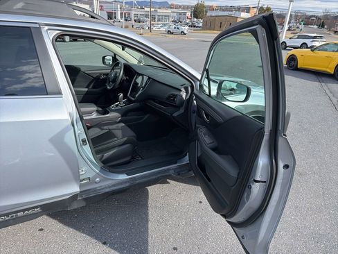 Certified 2025 Subaru Outback Premium image 23