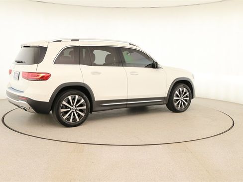 Used 2021 Mercedes-Benz GLB 250 image 7