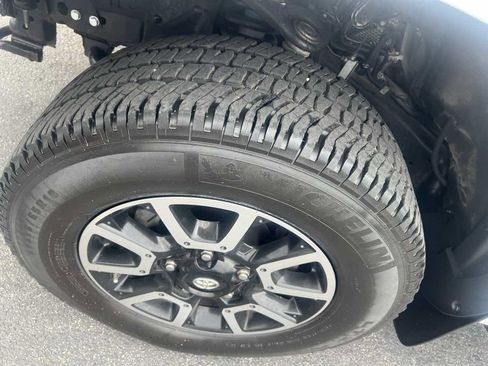 Used 2013 Toyota Tundra 4x4 Double Cab image 8