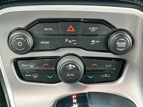 Used 2022 Dodge Challenger GT image 15