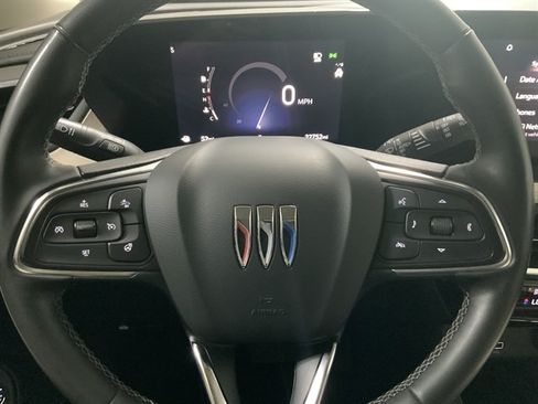 Used 2024 Buick Encore GX Avenir w/ Avenir Convenience Package AWD/4WD image 25