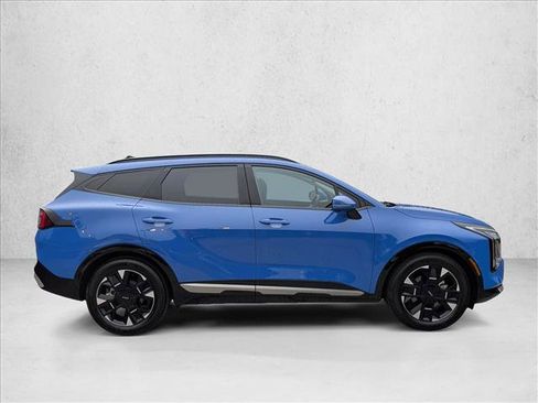 Used 2026 Kia Sportage SX FWD image 4