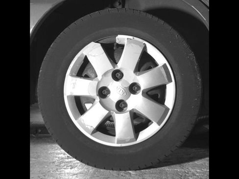Used 2001 Kia Rio Sedan FWD image 10
