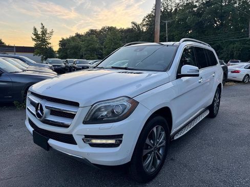 Used 2014 Mercedes-Benz GL 450 4MATIC w/ Lighting Package image 4