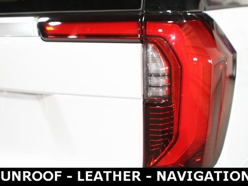 New 2025 GMC Yukon XL Denali w/ Sun & Power Step Package image 34