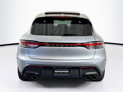 Used 2024 Porsche Macan image 10