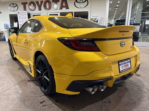 New 2026 Toyota GR86 YUZU Limited image 8
