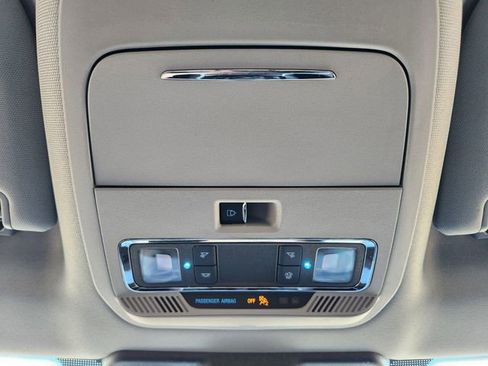 Used 2025 Ford F150 Lariat w/ Equipment Group 501A Mid image 35