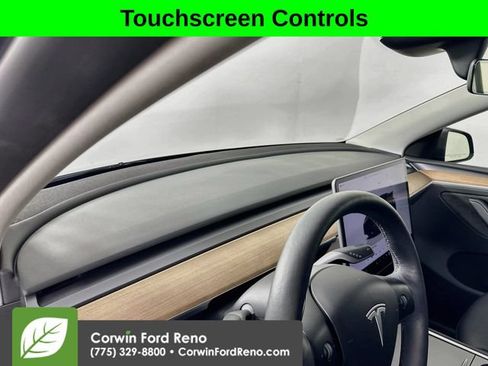 Used 2024 Tesla Model Y Long Range AWD/4WD image 9