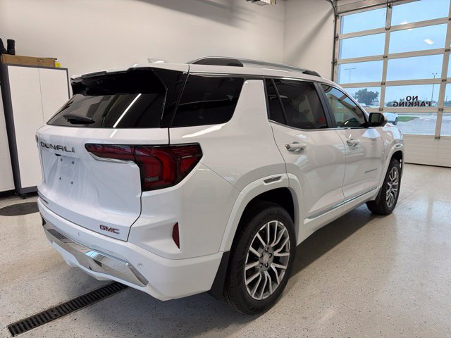 New 2027 GMC Terrain Denali w/ LPO, Floor Liner Package AWD/4WD image 10