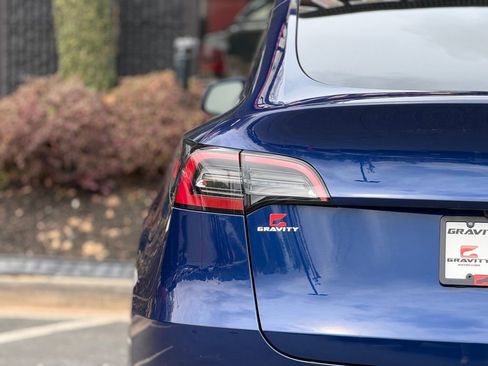 Used 2024 Tesla Model Y Long Range image 15