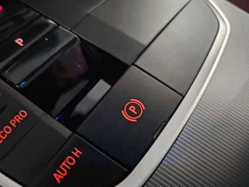 Certified 2023 BMW i4 eDrive35 image 24