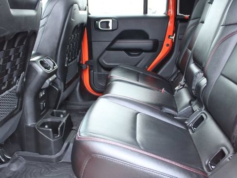 Used 2023 Jeep Gladiator Rubicon w/ LED Lighting Group AWD/4WD image 49