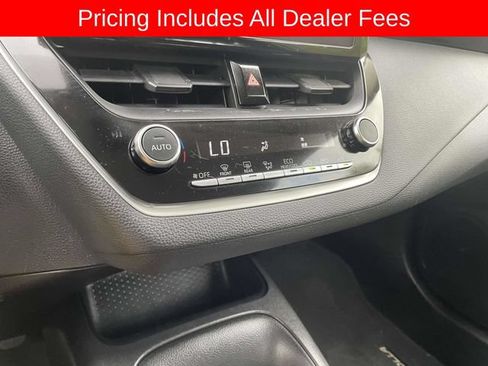 Used 2023 Toyota Corolla LE FWD image 32