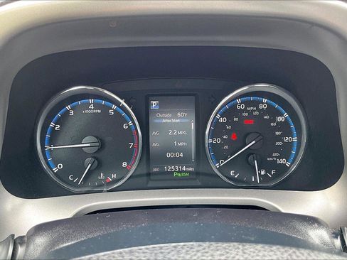 Used 2017 Toyota RAV4 Limited w/ Advanced Technology Package image 20