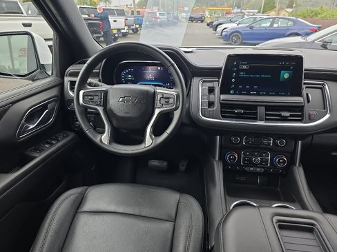 Used 2024 Chevrolet Tahoe Z71 w/ Luxury Package AWD/4WD image 24