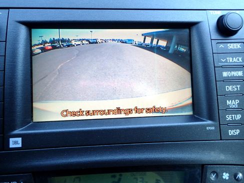 Used 2010 Toyota Prius Three image 19