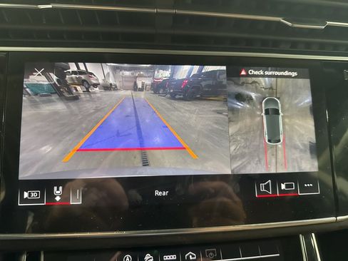 Used 2022 Audi Q8 Premium Plus image 7