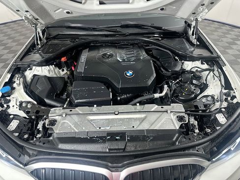 Used 2023 BMW 330i xDrive Sedan w/ Premium Package AWD/4WD image 31