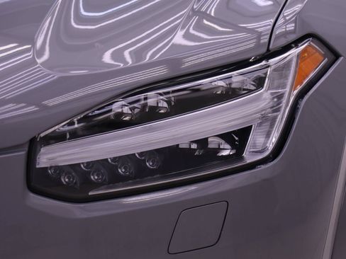 Certified 2025 Volvo XC90 T8 Plus w/ Protection Package Premier AWD/4WD image 25