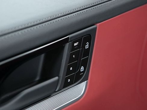 New 2026 Porsche Cayenne E-Hybrid image 19