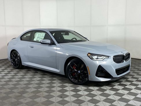 Used 2025 BMW 230i xDrive Coupe w/ M Sport Package image 6