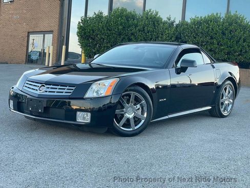 Used 2008 Cadillac XLR RWD image 27