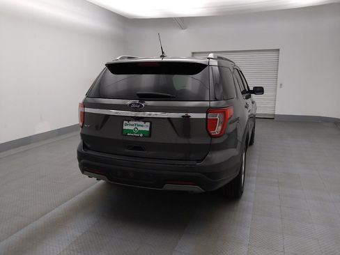 Used 2019 Ford Explorer XLT w/ Equipment Group 202A image 7