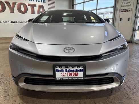 New 2026 Toyota Prius Plug-In Hybrid image 5