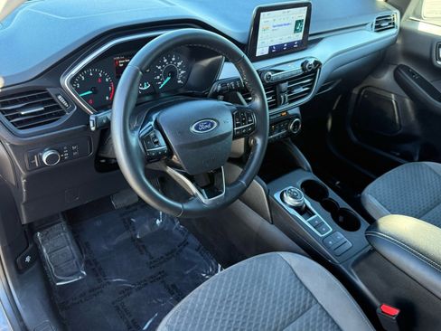 Used 2022 Ford Escape SE w/ Convenience Package image 13
