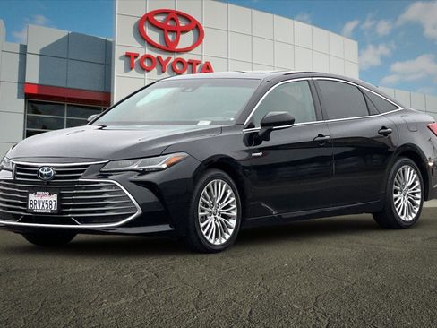 Certified 2020 Toyota Avalon Limited image 7