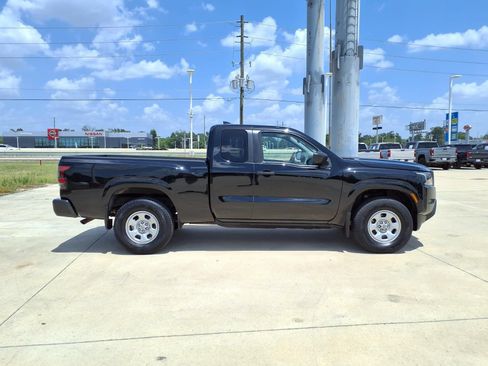 Used 2024 Nissan Frontier S w/ Technology Package AWD/4WD image 5