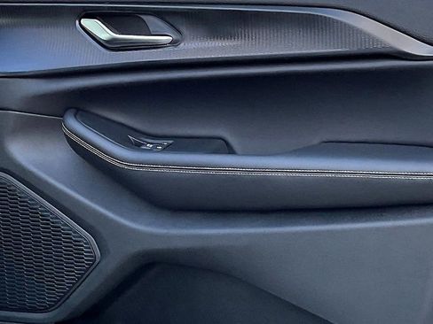 New 2025 Jeep Grand Cherokee Laredo w/ Luxury Tech Group I image 28