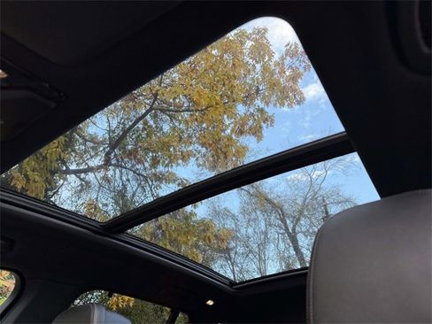 Used 2020 BMW X5 xDrive40i w/ Premium Package image 18